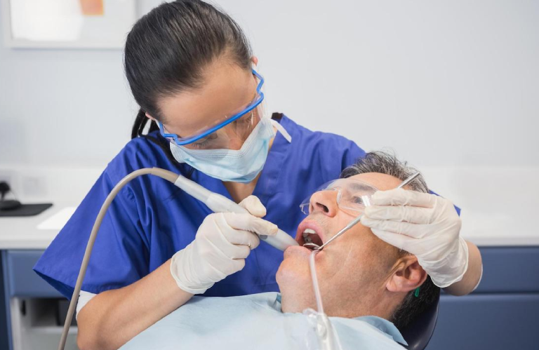 Ozone Therapy Dentist in Dubai: A Natural, Painless Approach to Oral Health