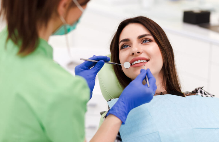 Biological Dentist vs Traditional Dentist: Which One Is Right for You?